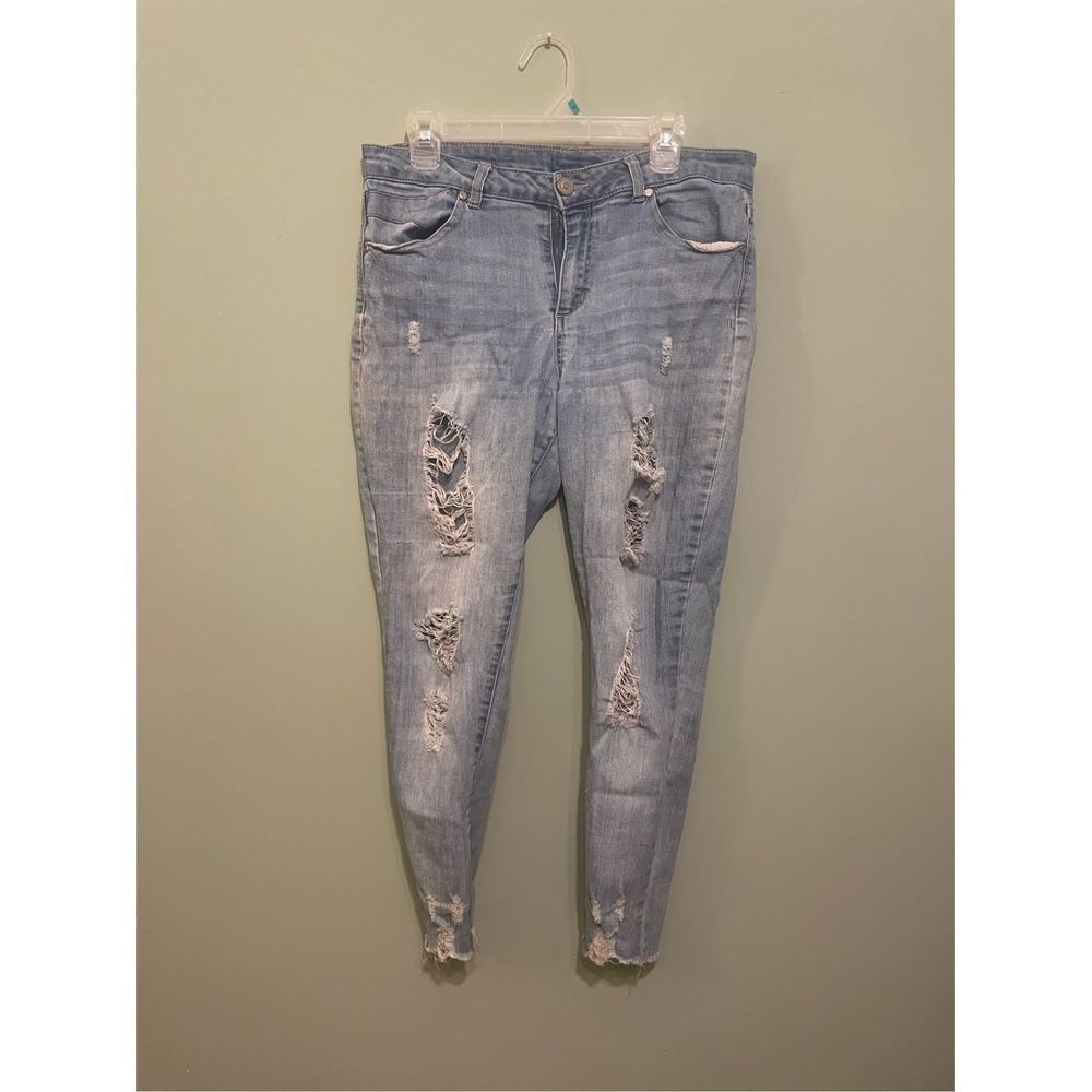 Ripped Cropped Skinny Jeans